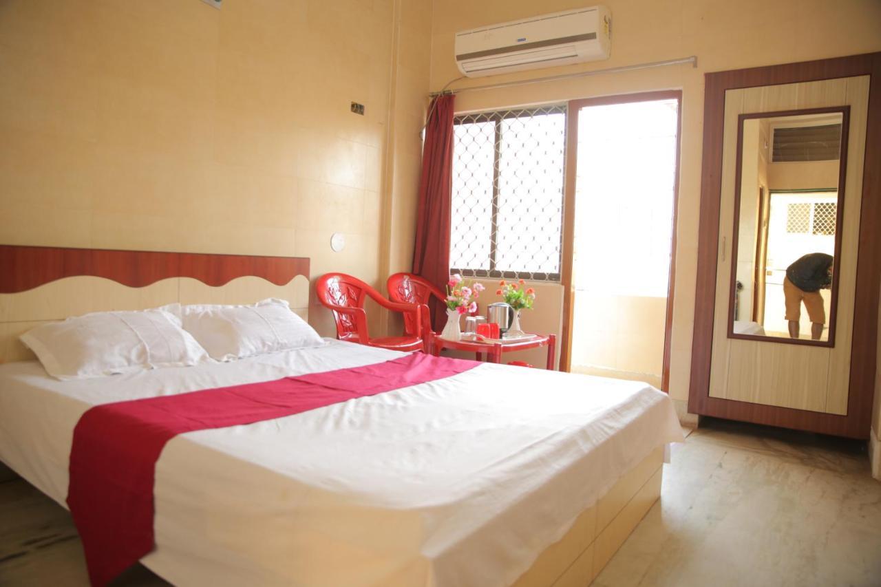 Provanil Guest House Puri Exterior photo